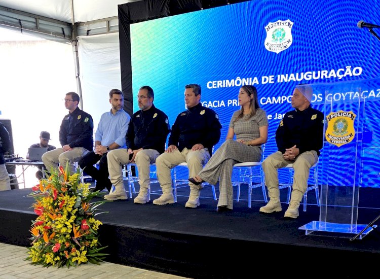 Prefeita de SJB participa da inauguração da nova sede da PRF na região